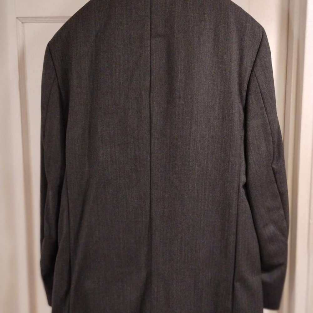 Nautica Suit - Size: 42R/36W - Picture 7 of 15